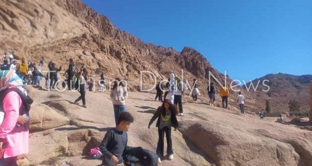 سانت كاترين تستقبل 13 رحلة سياحية .. والأجواء الشتوية تجذب المغامرين