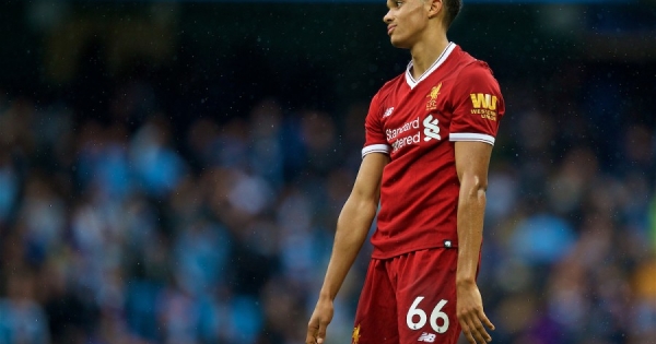 ألكسندر أرنولد: قادرون على حصد لقب البريمييرليغ