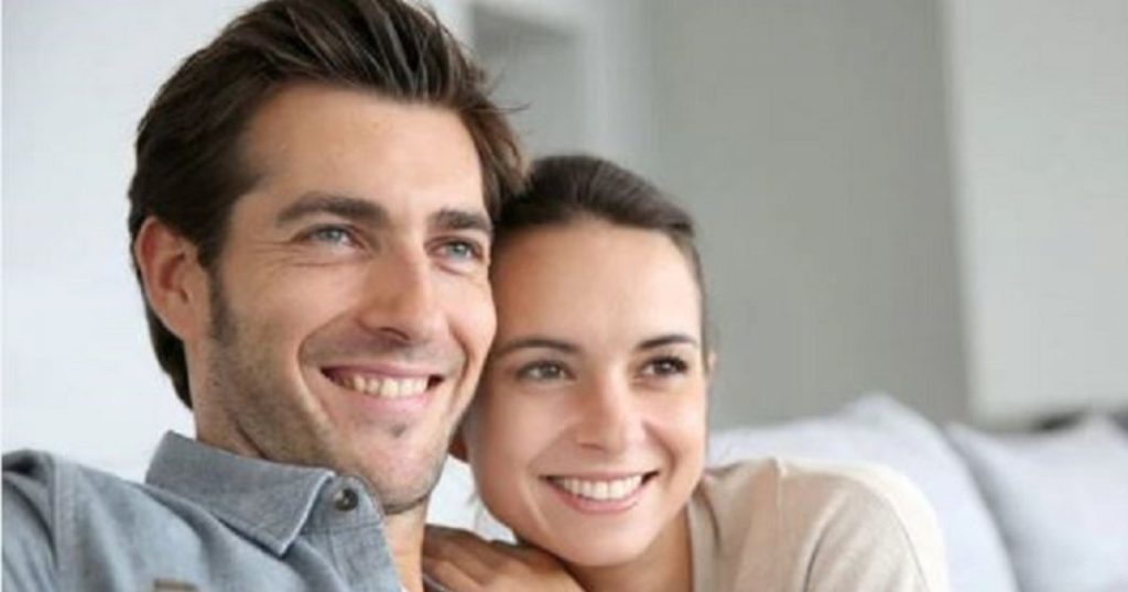 السبب علمي.. لهذا يفضل الرجل المرأة القوية؟