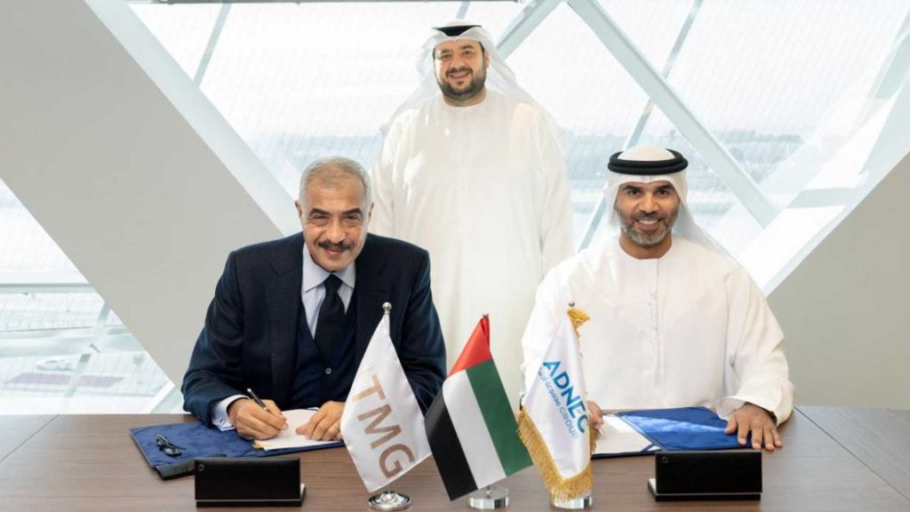 "ADQ" و"أدنيك" تستحوذان على 40.5% من "آيكون" للفنادق المصرية