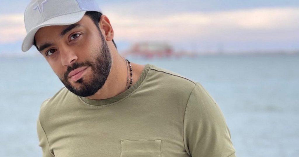 بالبوستر الرسمي..رامي جمال يحمس الجمهور لأغنية عيد الحب و هذا ما كشفه عن العمل