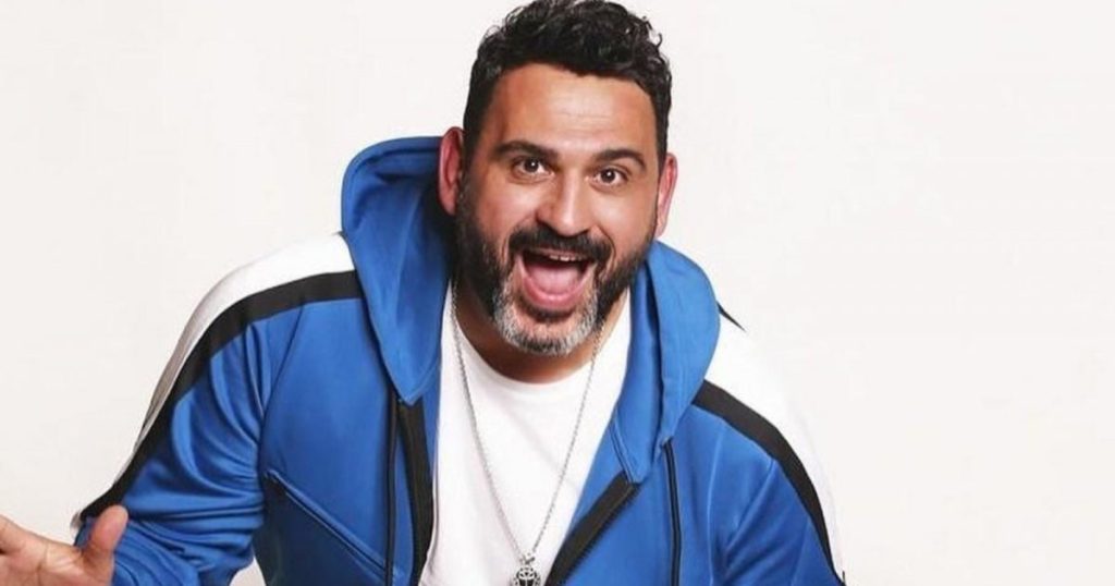 بالفيديو – طرح البرومو الرسمي لمسلسل “بابا جه” بطولة أكرم حسني