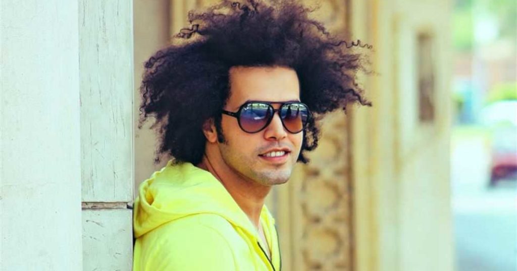 بالفيديو – عبد الفتاح الجريني يطرح أحدث أغانيه بعنوان “على بالي”