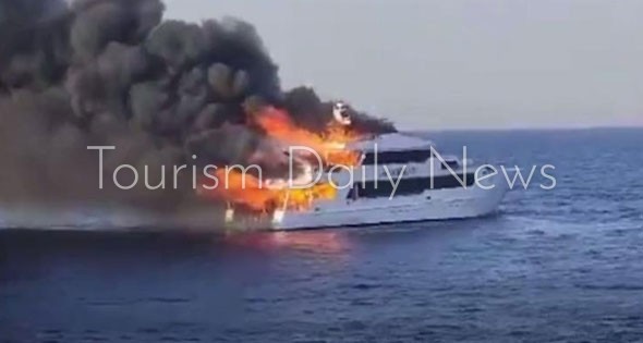 النيران تشتعل في لانش سياحي بشواطئ جنوب البحر الأحمر وإنقاذ 31 سائحا وطاقم