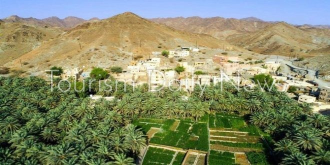 سلطنة عمان تبحث سبل تعزيز القطاع السياحي بشمال الباطنة