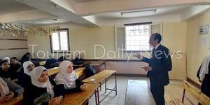 وزارة السياحة تنظم دورات توعوية لطلاب المدارس بأسيوط والمنيا وسوهاج