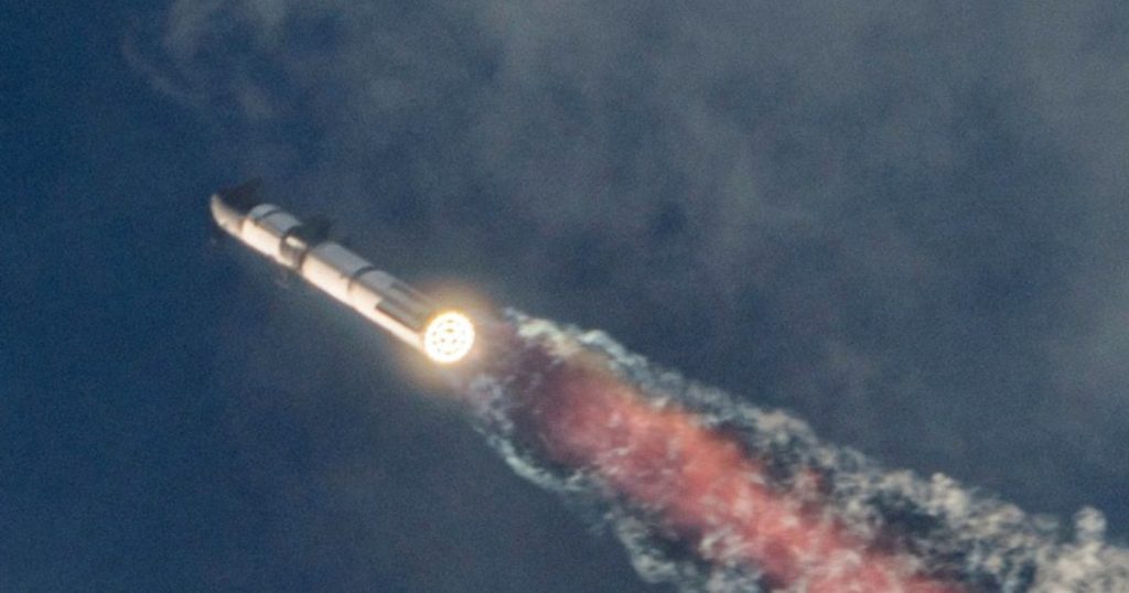 صاروخ SpaceX يصل إلى الفضاء لكنه ينتهي بـ كرة نارية