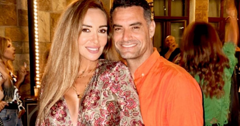 بصورة عائلية جمعتهم بالأولاد..أيمن قيسوني يعادي زوجته نسرين زريق بيوم ملادها في أجواء من الفرح