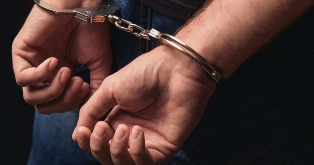 جـريمة مروّعة.. أب يطلب من إبنه خنق شقيقته مقابل كوب من الماء!