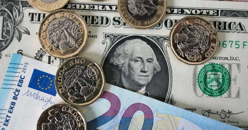 اليورو مستقر قبيل قرار المركزي الأوروبي والدولار يتراجع