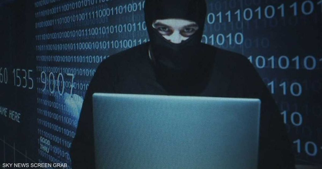 باحثون: قراصنة يستهدفون مسؤولين أميركيين قبل الانتخابات