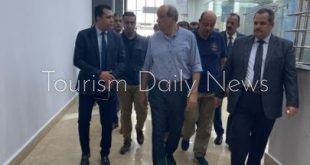 الحفني يتابع استعدادات مطار العلمين لاستقبال المشاركين في معرض مصر للطيران