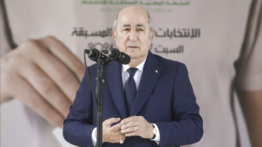 الرئيس الجزائري الفائز ب94.7% ينضم الى منافسيه للطعن في نتائج الانتخابات .. عجبا لتبون