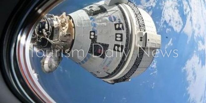هبوط مركبة الفضاء ستارلاينر بدون طاقمها في صحراء نيو مكسيكو