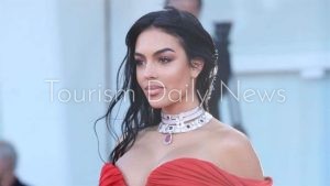 عارضة الأزياء الأرجنتينية جورجينا رودريغيز