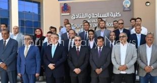 محافظ البحر الأحمر يتفقد منشآت جامعة الغردقة وتأهيل الطلاب لسوق العمل