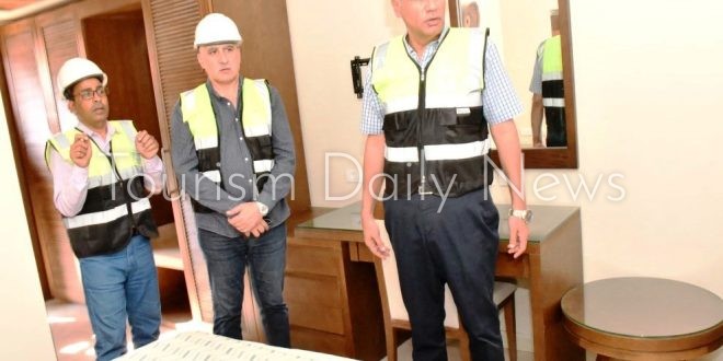 محافظ أسوان يتفقد مشروع تجديد أحد فنادق أبوسمبل