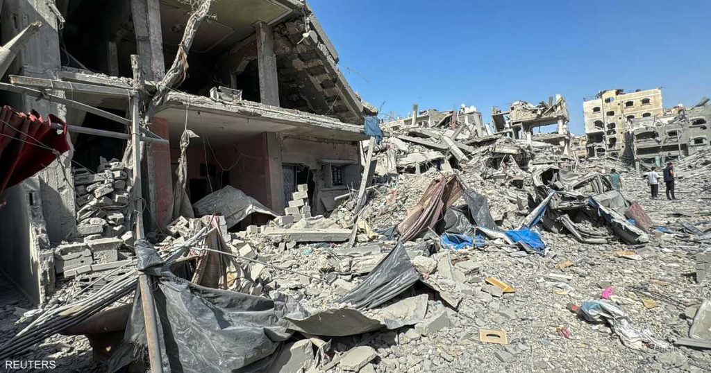 مقتل 31 شخصا على الأقل في هجمات إسرائيلية بقطاع غزة