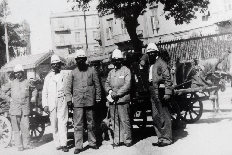 هرتزل في يافا Theodor Herzl in Jaffa THEODOR HERZL WITH THE ZIONIST DELEGATION IN JAFFA IN 1898. https://x.com/amzeineddine/status/1727950882979922032