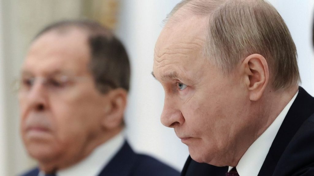 هل كانت روسيا حليفًا متخاذلًا لإيران في اللحظة المفصلية؟