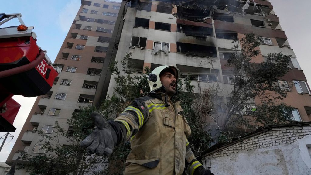 فيديو. دخان وانفجارات بعد الضربات الإسرائيلية على منشأة نطنز النووية