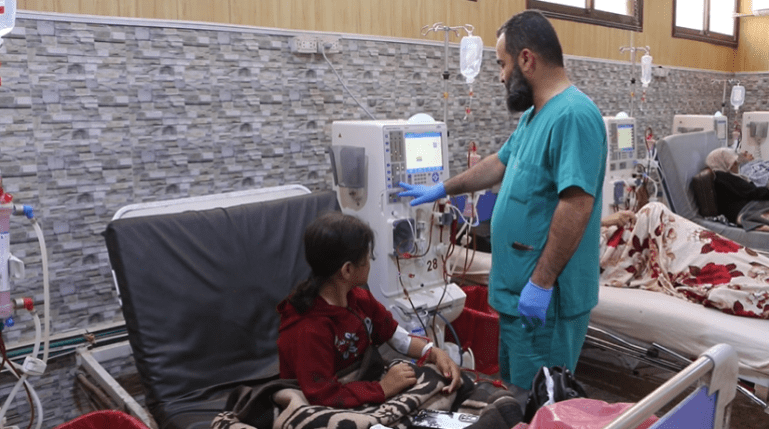 توقف مشافي بسبب قلة الدعم، وكارثة تهدد مرضى غسيل الكلى