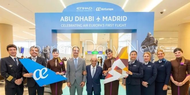 الاتحاد للطيران وطيران أوروبا تحتفلان بانطلاق رحلتهما الافتتاحية