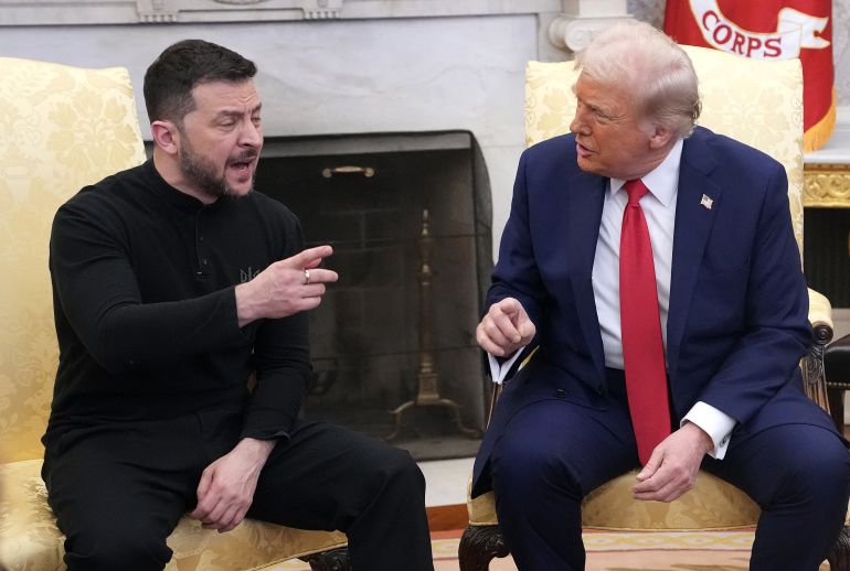 WASHINGTON, DC - FEBRUARY 28: U.S. President Donald Trump and Ukrainian President Volodymyr Zelensky meet in the Oval Office at the White House on February 28, 2025 in Washington, DC. Trump and Zelensky are meeting today to negotiate a preliminary agreement on sharing Ukraines mineral resources that Trump says will allow America to recoup aid provided to Kyiv while supporting Ukraines economy. Andrew Harnik/Getty Images/AFP (Photo by Andrew Harnik / GETTY IMAGES NORTH AMERICA / Getty Images via AFP)