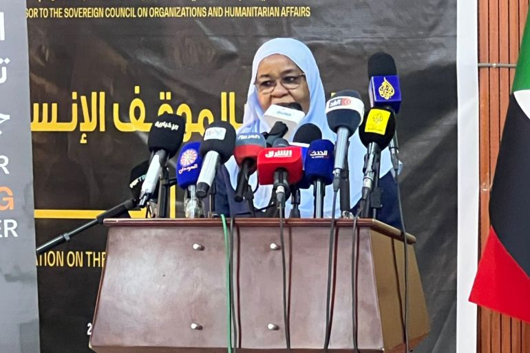 مفوض العون الإنساني سلوى آدم بنيه
