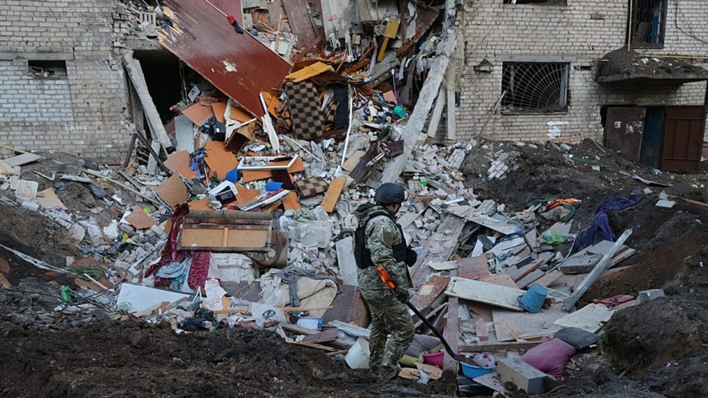 روسيا تشن أعنف هجوم على الطاقة في أوكرانيا: قتلى بينهم طفلتان وانقطاع واسع للكهرباء