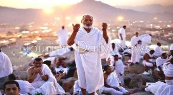 غرفة السياحة تعلن انخفاض أسعار الحج السياحي 20 ألف جنيه بكافة برامجه