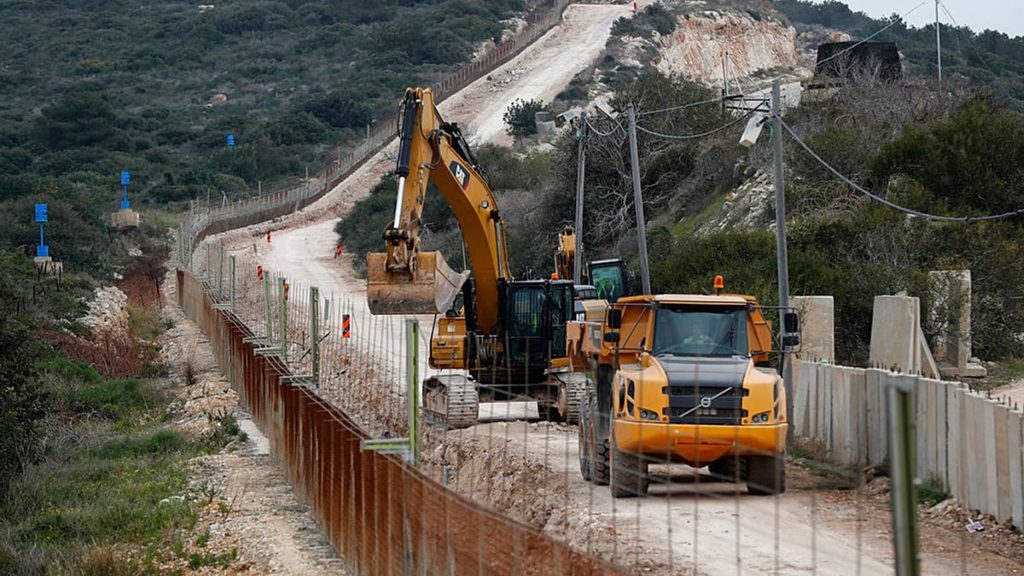 اليونيفيل” ترصد جدارًا إسرائيليًا داخل لبنان.. ونائب يتحدث لـ”يورونيوز” عن “الصمت الرسمي