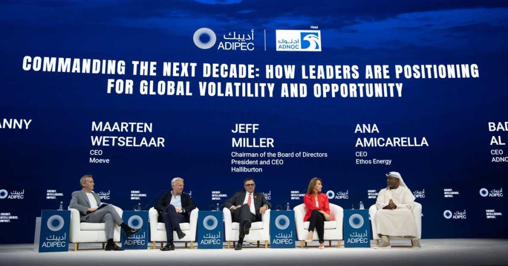 قادة الطاقة في “أديبك 2025” يحثّون على تسريع الاستثمارات