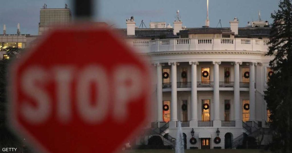 الإغلاق الحكومي يشلّ حركة الطيران الأميركي بنسبة 10%