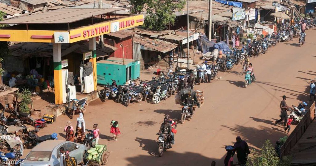 اختطاف 3 مصريين في مالي.. ومطلوب فدية 5 ملايين دولار