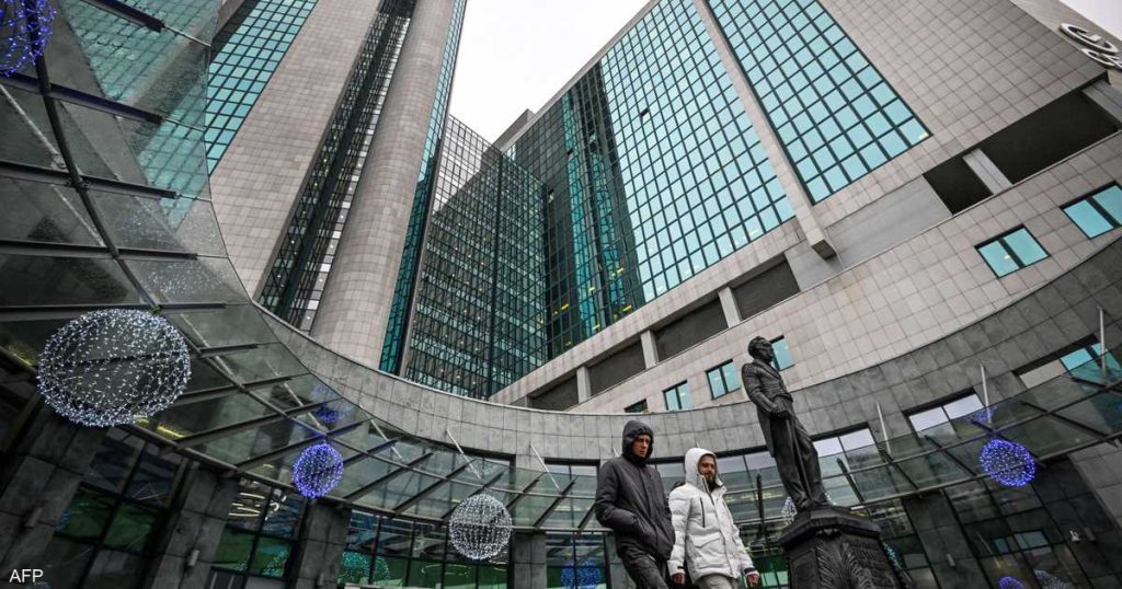 روسيا تخصص 7 مليارات دولار لدعم البنوك الحكومية