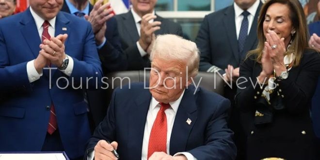 ترامب يوقع مشروع قانون تمويل الحكومة الفيدرالية وينهي أطول إغلاق حكومي