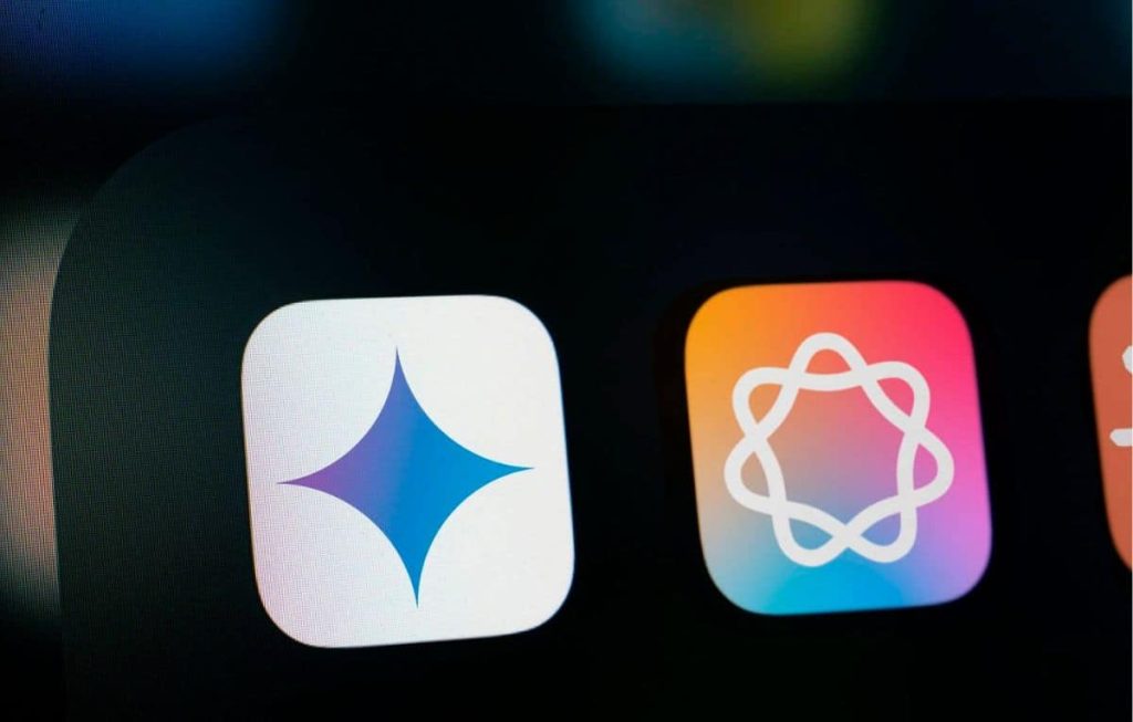 آبل تلجأ إلى جوجل لحل تحدّيات تطوير مساعدها الذكي سيري