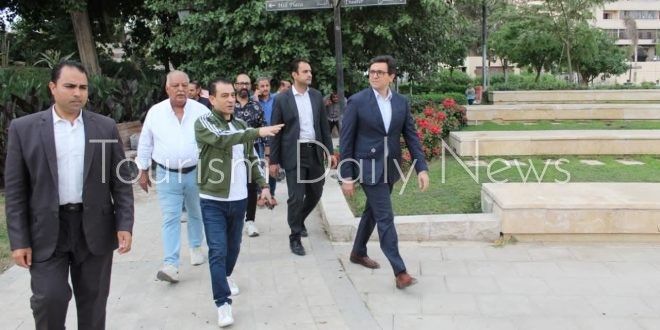 وزير الثقافة يتفقد مشروع إعادة إحياء حديقة الأزبكية التراثية