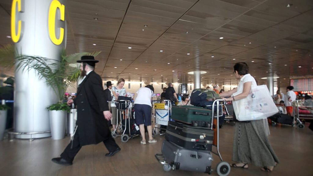 لماذا يتجه أوليغارش أوكرانيا إلى إسرائيل.. وهل يدخل زيلينسكي على الخط؟