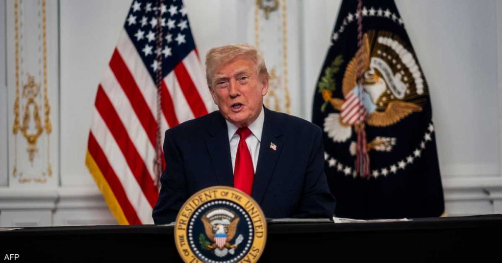رغم ضربات الكاريبي.. ترامب يجري اتصالا مع نيكولاس مادورو