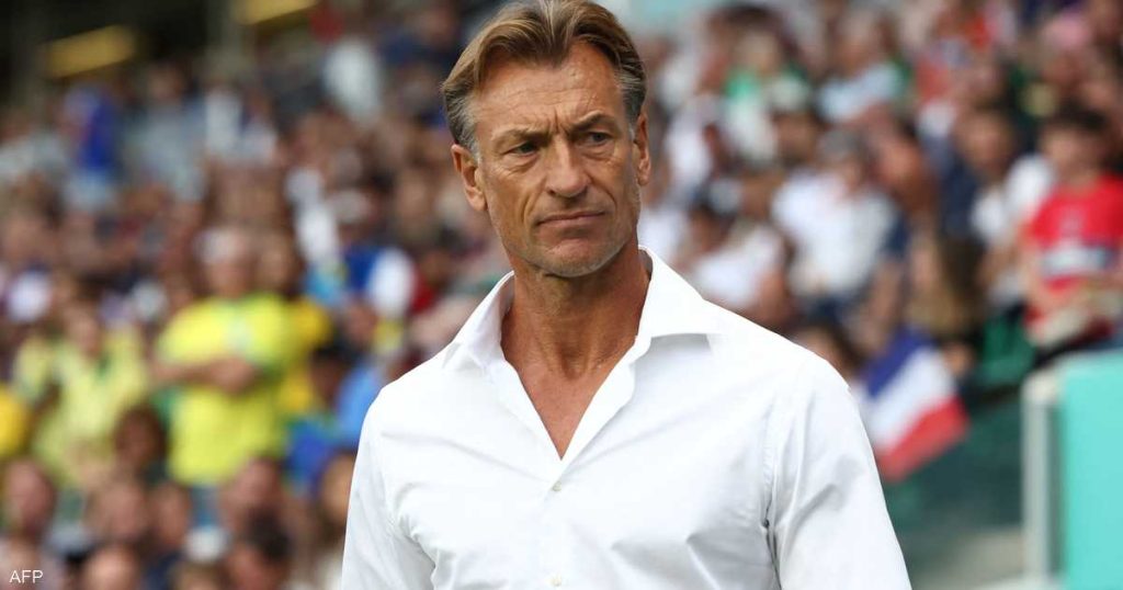 “سر الحديث الغاضب”.. مدرب السعودية يكشف ما حدث مع الحمدان