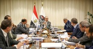 قطاع الأعمال يستعين بهشام طلعت مصطفي لتطوير مشروعات إيجوث الفندقية