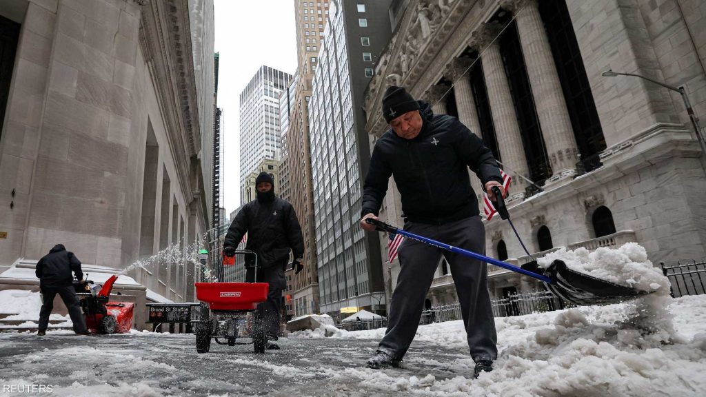 هل يهدد تراجع الهجرة النمو الاقتصادي في الولايات المتحدة؟