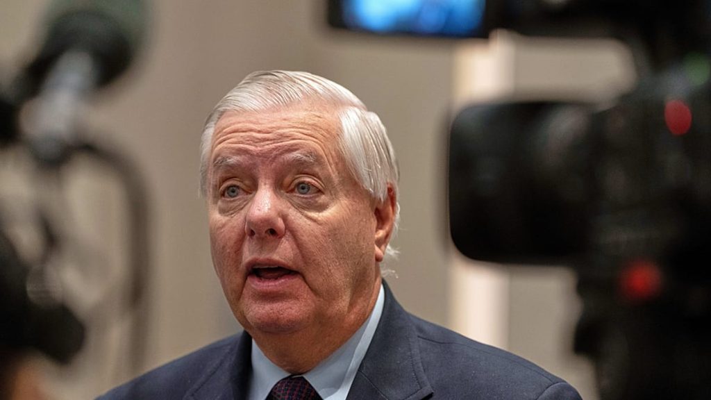 بعد فنزويلا.. مسؤول أمريكي يهدد كوبا بعملية عسكرية على أراضيها