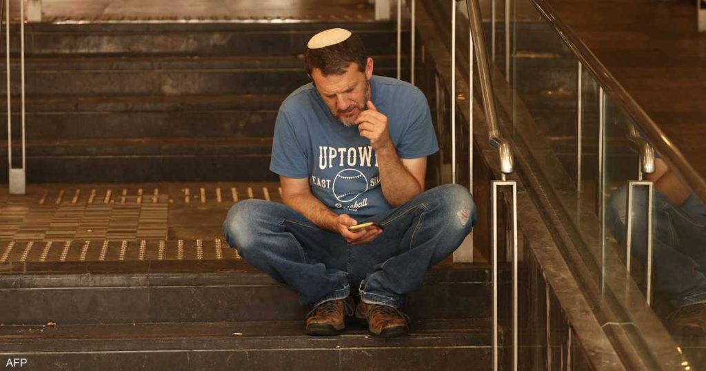 “رسائل رعب” تصل هواتف إسرائيلية.. وشكوك في جهات إيرانية