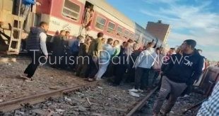 مصرع وإصابة 52 شخصاً في حادث قطار وسقوط رافعة على خط سكة حديد بتايلاند