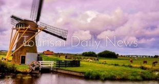 2.4 مليون زائر لبلدة زانس شانس الهولندية .. ورسوم لزوار اليوم الواحد