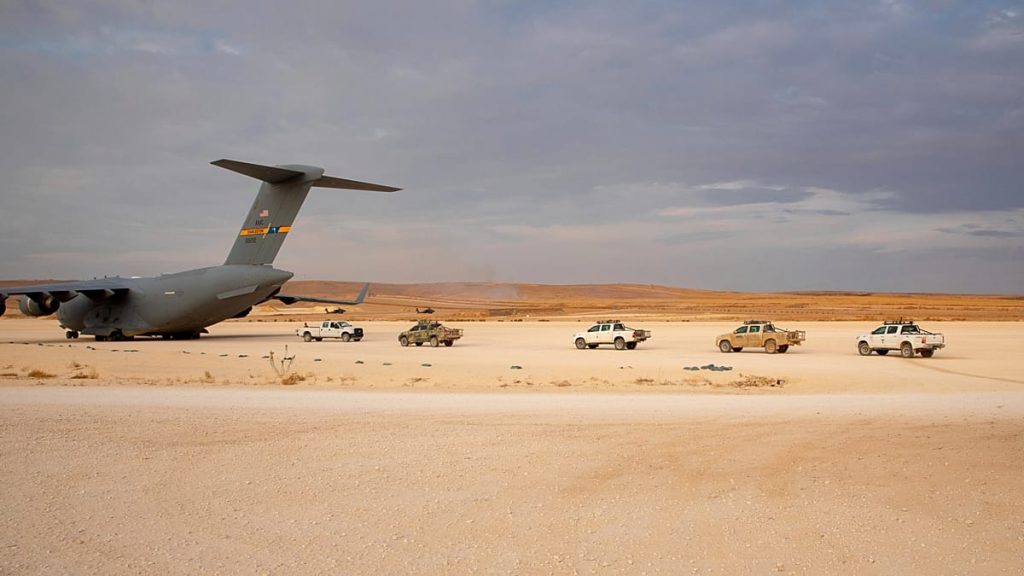 انسحاب كامل خلال أسابيع: واشنطن تطوي وجودها العسكري في سوريا