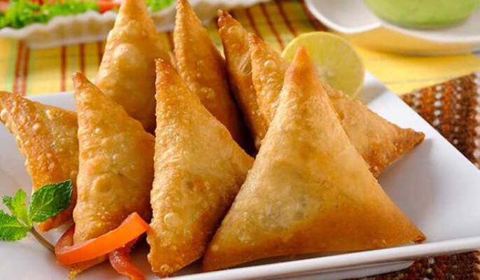 حشوات السمبوسة تتنوع… وصفات مفصلة بالمكونات والطريقة لكل نكهة